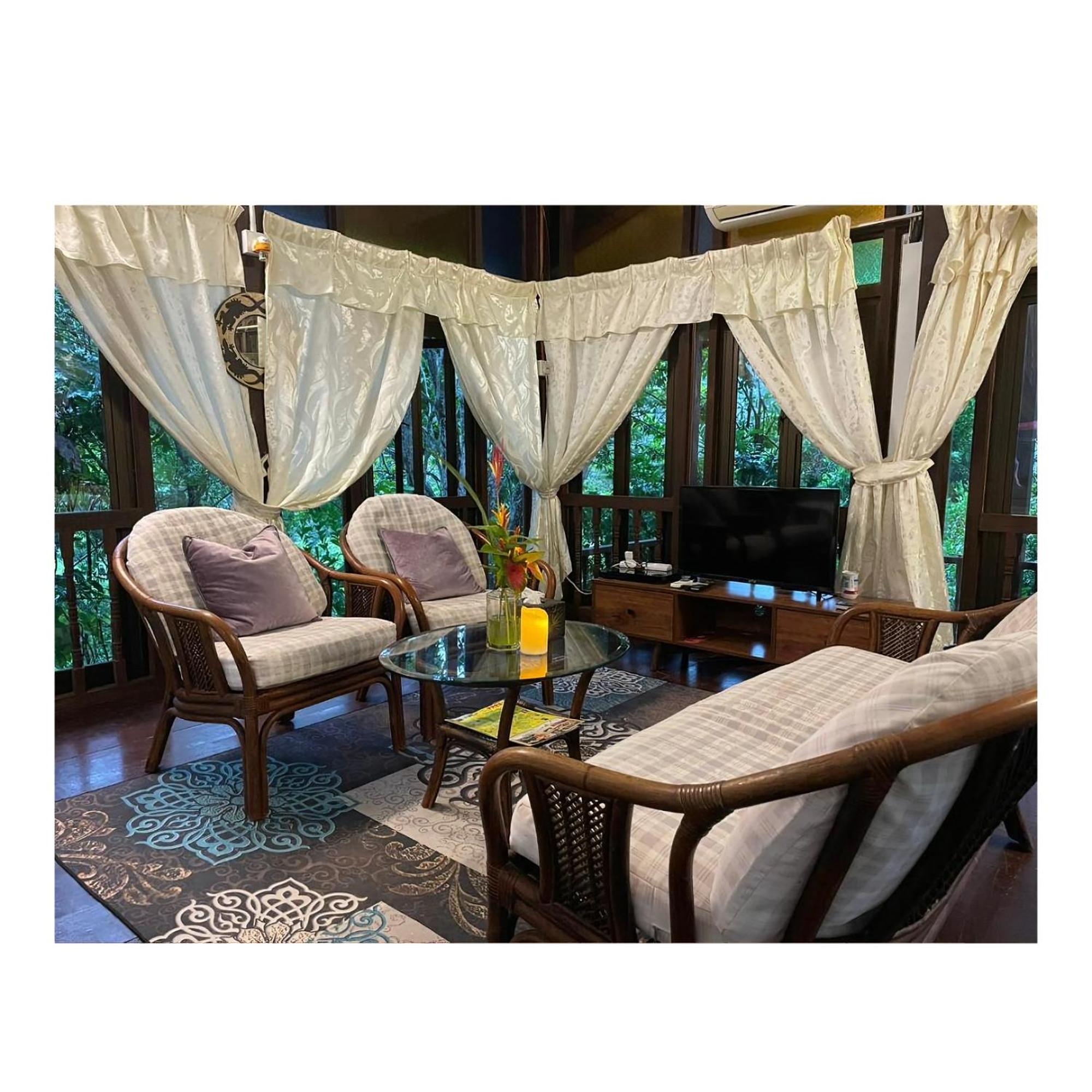 Villa Sri Kampung Kuah Exterior photo